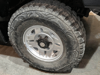 Image 5 of 14 of a 1993 TOYOTA 4RUNNER SR5