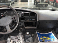 Image 7 of 14 of a 1993 TOYOTA 4RUNNER SR5