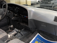 Image 8 of 14 of a 1993 TOYOTA 4RUNNER SR5