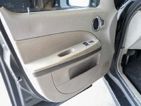 Image 11 of 27 of a 2009 CHEVROLET HHR PANEL LS
