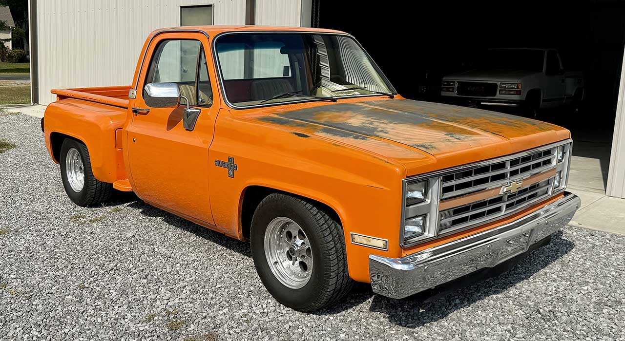 1st Image of a 1984 CHEVROLET C10