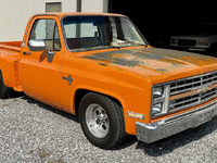 Image 2 of 9 of a 1984 CHEVROLET C10