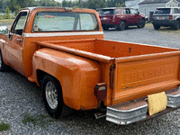 Image 3 of 9 of a 1984 CHEVROLET C10