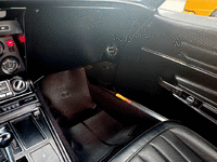 Image 17 of 23 of a 1968 CHEVROLET CORVETTE