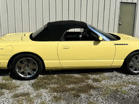 Image 6 of 10 of a 2002 FORD 1 FA