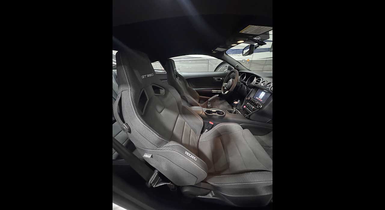 6th Image of a 2018 FORD MUSTANG SHELBY