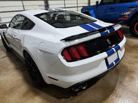 Image 3 of 8 of a 2018 FORD MUSTANG SHELBY