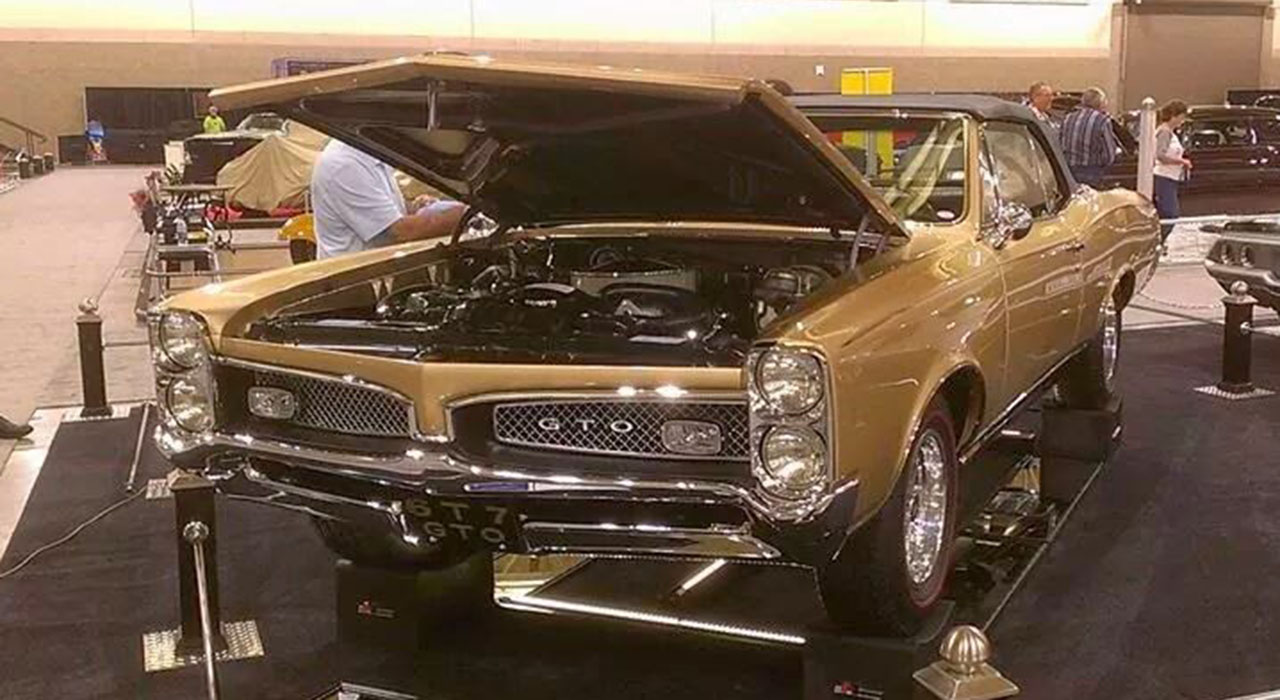 3rd Image of a 1967 PONTIAC GTO