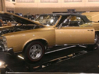 Image 5 of 43 of a 1967 PONTIAC GTO