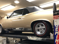 Image 10 of 43 of a 1967 PONTIAC GTO