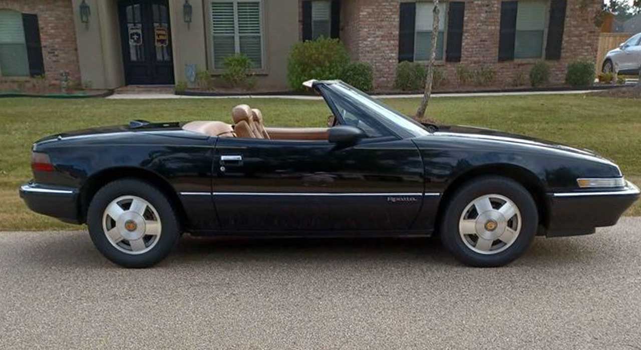 4th Image of a 1990 BUICK REATTA