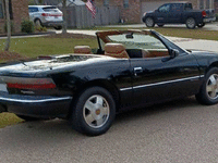 Image 3 of 10 of a 1990 BUICK REATTA