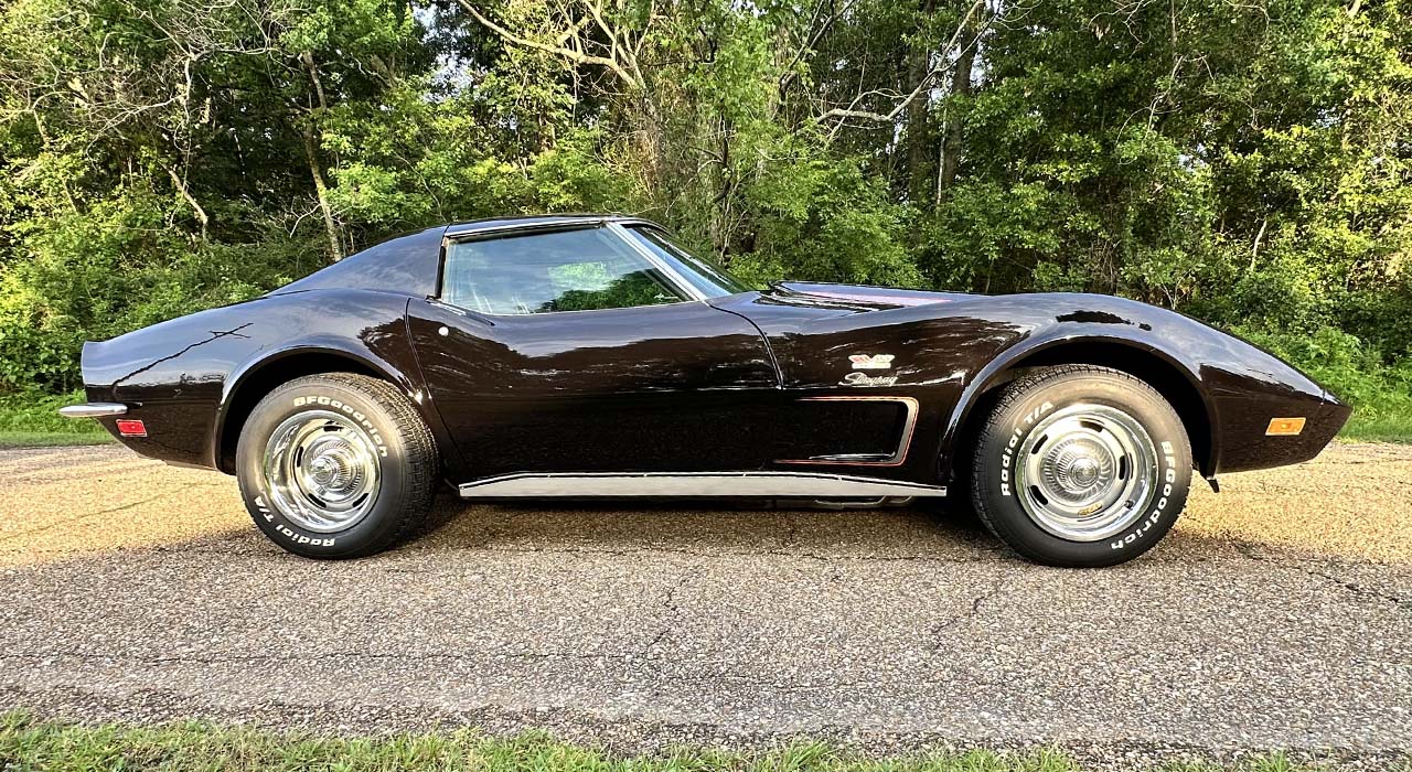 5th Image of a 1973 CHEVROLET CORVETTE RESTOMOD