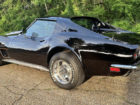 Image 3 of 20 of a 1973 CHEVROLET CORVETTE RESTOMOD