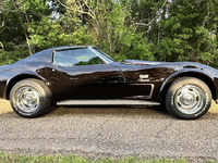 Image 6 of 20 of a 1973 CHEVROLET CORVETTE RESTOMOD