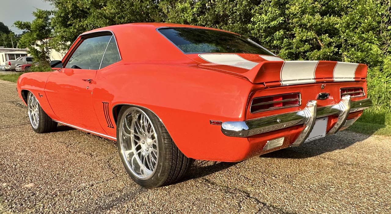 2nd Image of a 1969 CHEVROLET CAMARO RD
