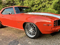 Image 2 of 17 of a 1969 CHEVROLET CAMARO RD