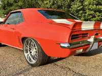 Image 3 of 17 of a 1969 CHEVROLET CAMARO RD