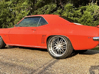 Image 5 of 17 of a 1969 CHEVROLET CAMARO RD