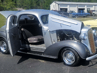 Image 4 of 8 of a 1935 CHEVROLET MASTER CLASS