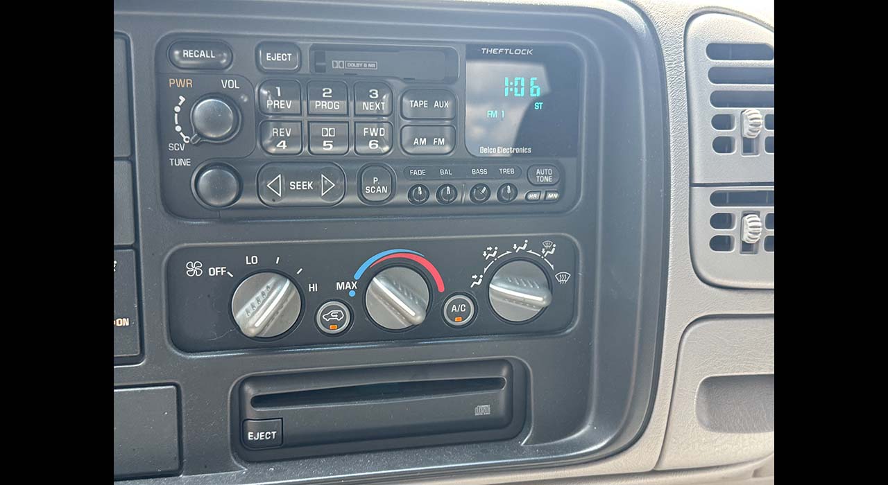 14th Image of a 1997 CHEVROLET K1500