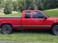 Image 2 of 16 of a 1997 CHEVROLET K1500