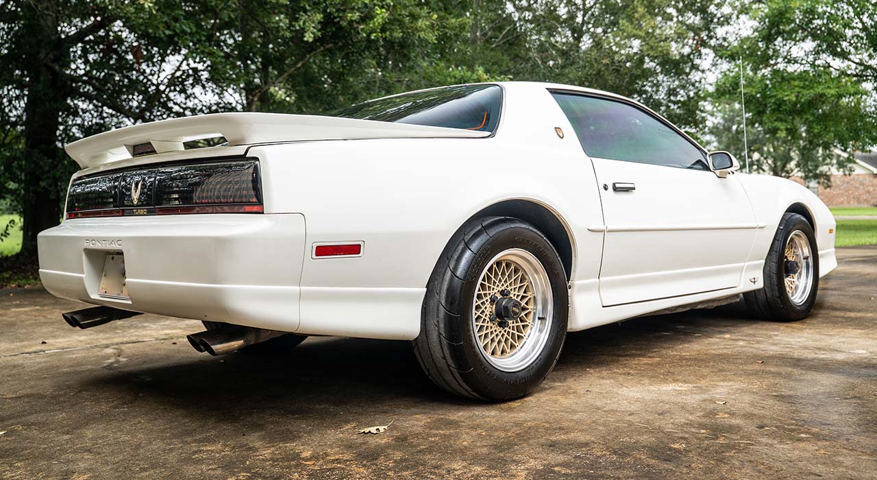 3rd Image of a 1989 PONTIAC FIREBIRD TRANS AM