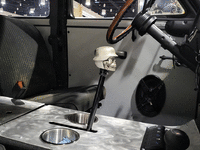 Image 18 of 29 of a 1950 CHRYSLER WINDSOR