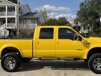 Image 4 of 10 of a 2006 FORD F250