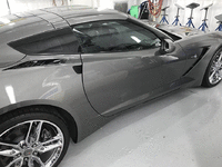 Image 13 of 14 of a 2015 CHEVROLET CORVETTE STINGRAY 3LT