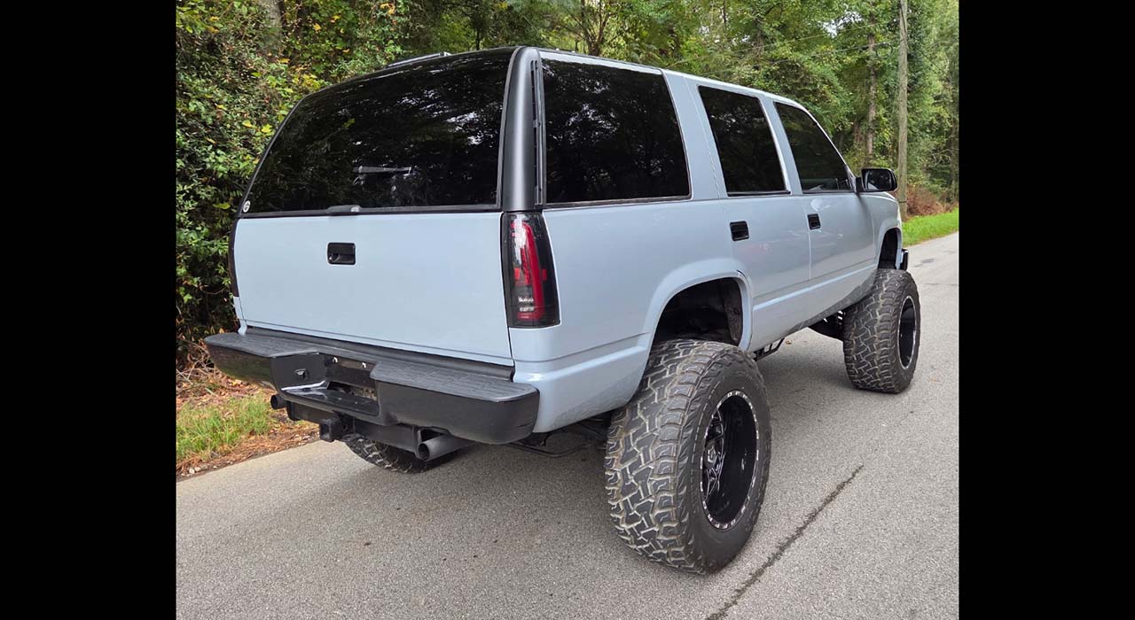 3rd Image of a 1995 GMC YUKON 1500