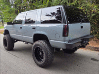 Image 3 of 7 of a 1995 GMC YUKON 1500