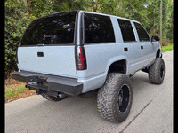 Image 4 of 7 of a 1995 GMC YUKON 1500