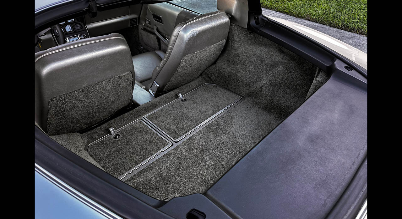 21st Image of a 1982 CHEVROLET CORVETTE