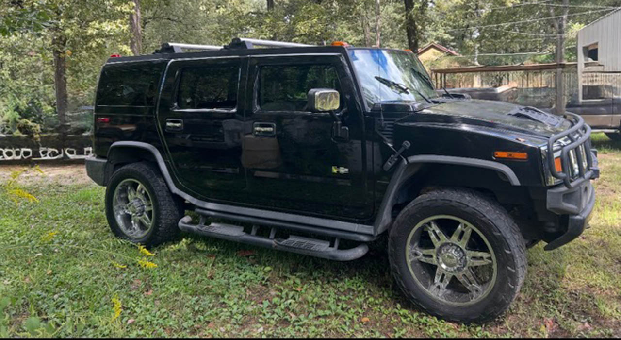 1st Image of a 2004 HUMMER H2 3/4 TON