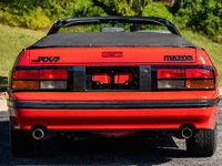 Image 7 of 13 of a 1988 MAZDA RX-7