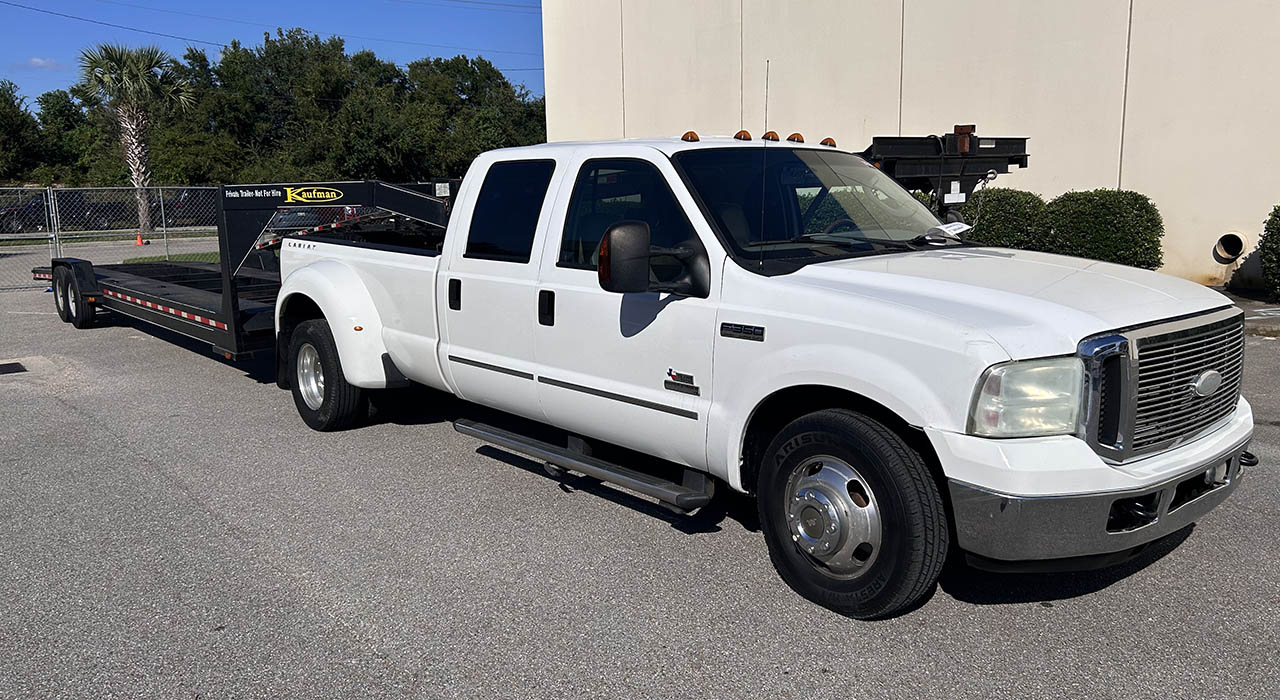 0th Image of a 2006 FORD F350
