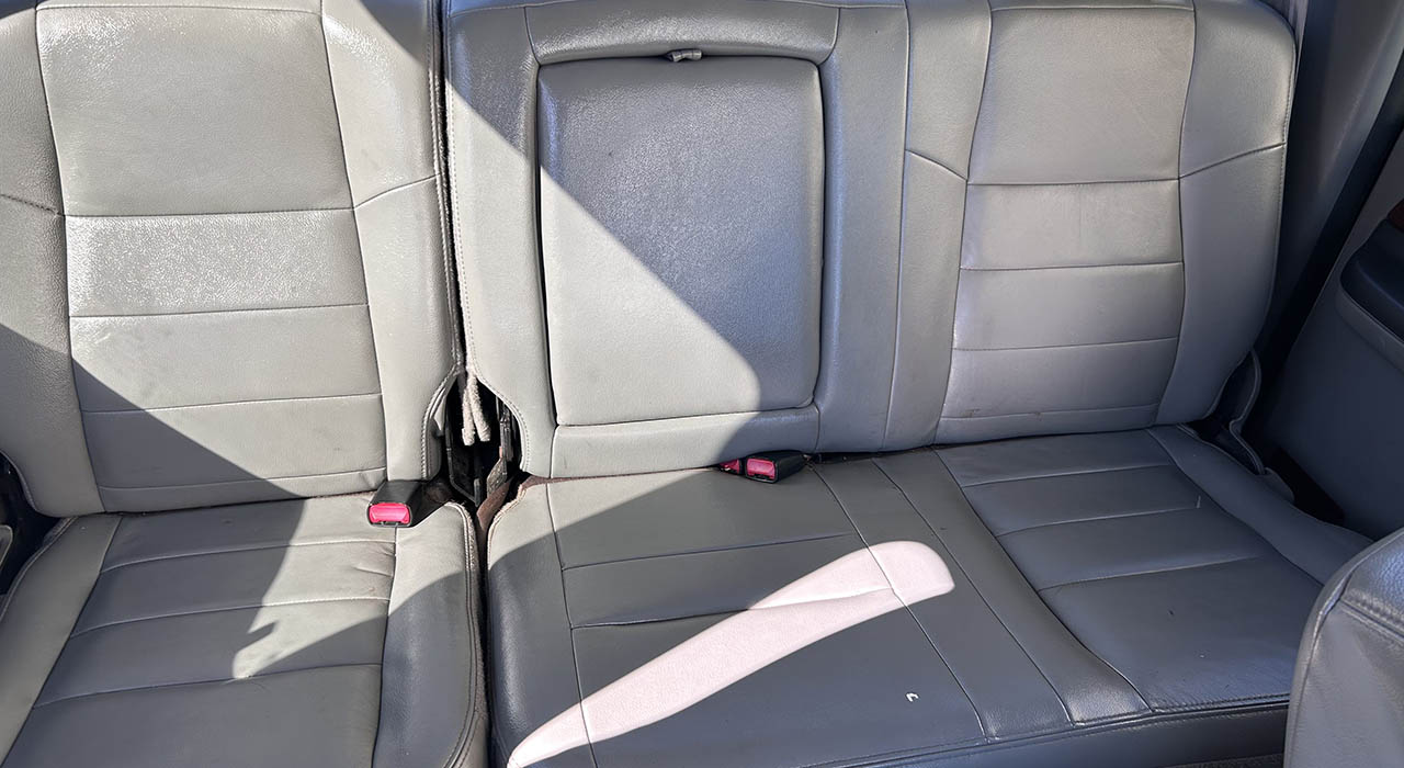 11th Image of a 2006 FORD F350