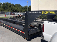 Image 2 of 12 of a 2006 FORD F350