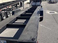 Image 3 of 12 of a 2006 FORD F350