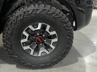 Image 7 of 14 of a 2006 TOYOTA TACOMA PRERUNNER