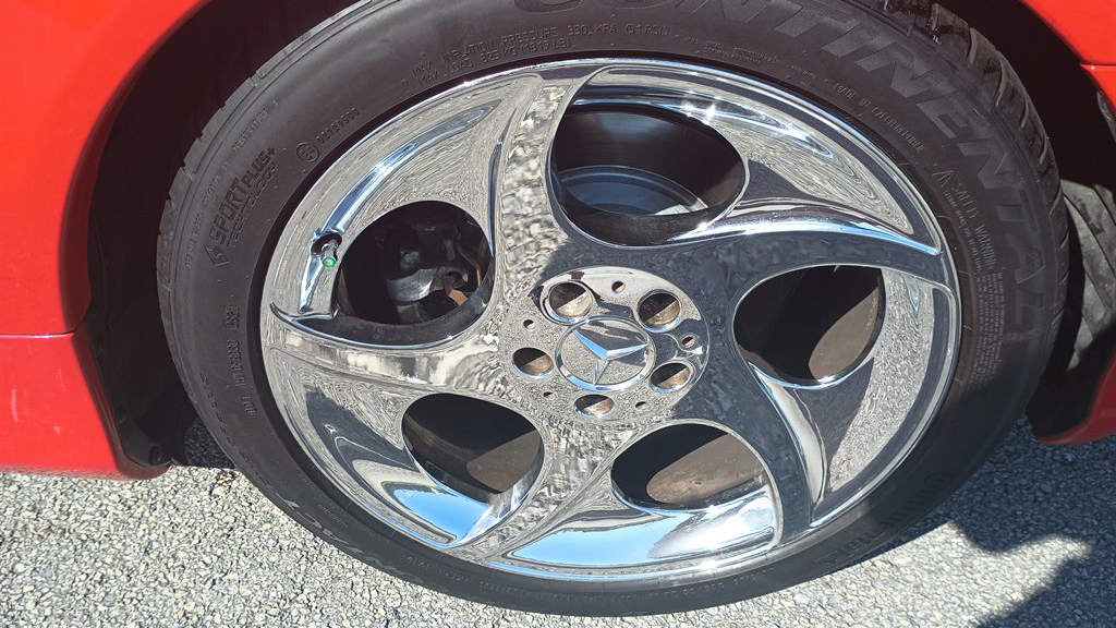 13th Image of a 2003 MERCEDES SL-CLASS SL500