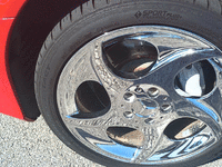 Image 16 of 18 of a 2003 MERCEDES SL-CLASS SL500