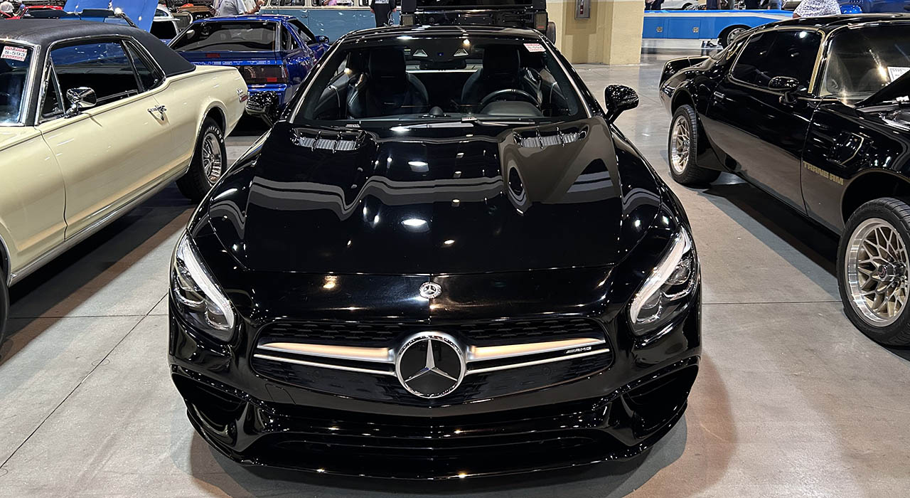 2nd Image of a 2018 MERCEDES SL63 AMG