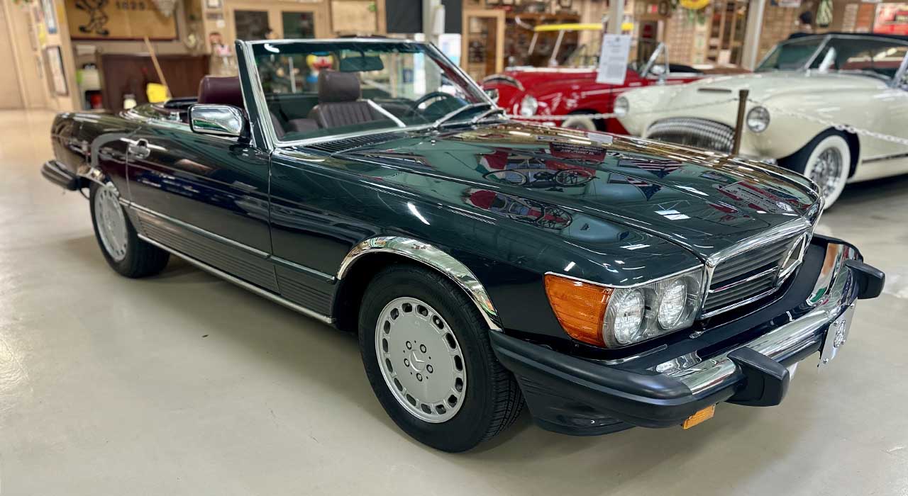 1st Image of a 1988 MERCEDES-BENZ 560 560SL