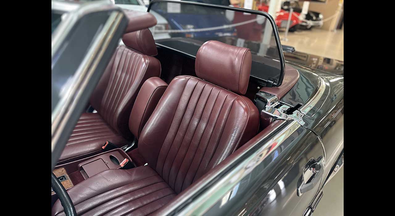 8th Image of a 1988 MERCEDES-BENZ 560 560SL