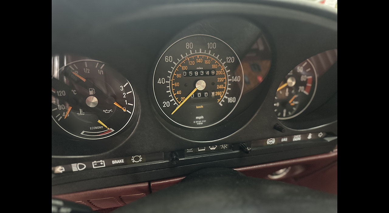 14th Image of a 1988 MERCEDES-BENZ 560 560SL