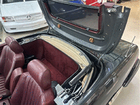 Image 8 of 17 of a 1988 MERCEDES-BENZ 560 560SL