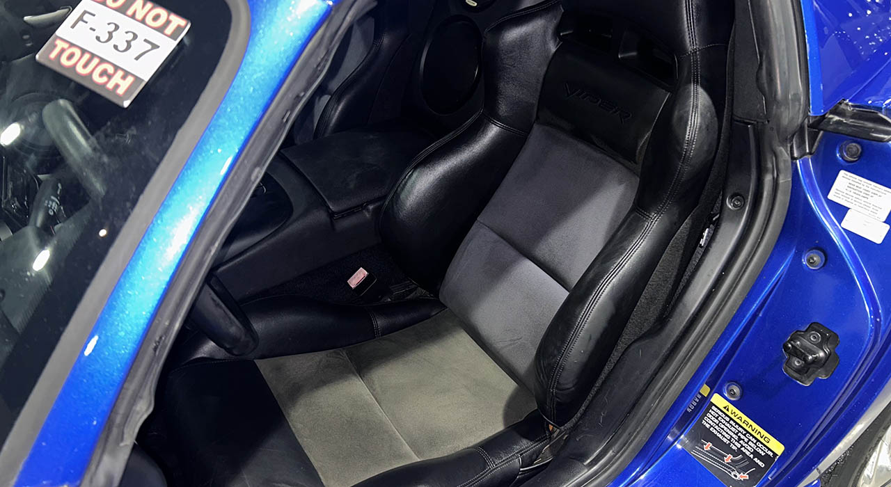 7th Image of a 2006 DODGE VIPER GTS