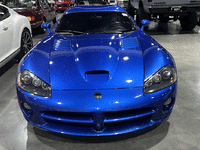 Image 4 of 12 of a 2006 DODGE VIPER GTS
